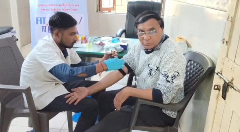 Gujarat : રાજપીપલા ખાતે નર્મદાના ૪૦થી વધુ મીડિયાકર્મીઓની મફત તબીબી તપાસ કરાઈ