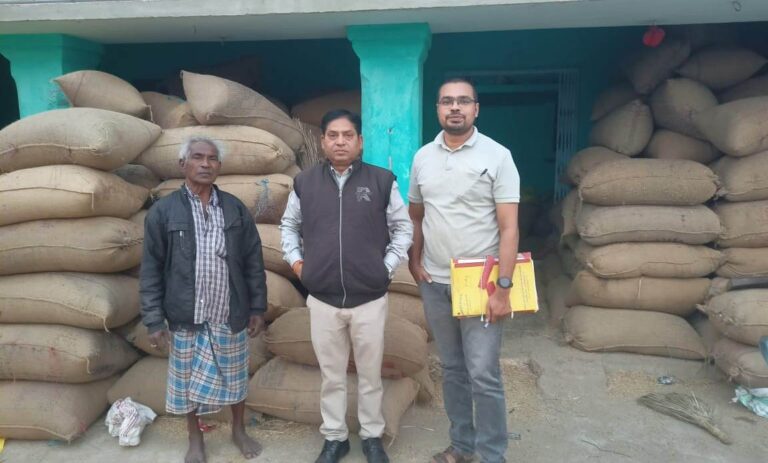 National : आज कुल 5 प्रकरणों में 6 लाख 68 हजार 360 रूपए मूल्य के 215.60 क्विंटल 539 बोरा अवैध धान जप्त