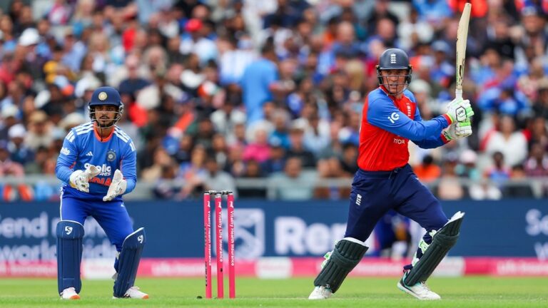 Sports : માન્ચેસ્ટર T20માં ઈંગ્લેન્ડે ભારતને ચાર વિકેટથી હરાવીને ૧-૦ની સરસાઈ મેળવી