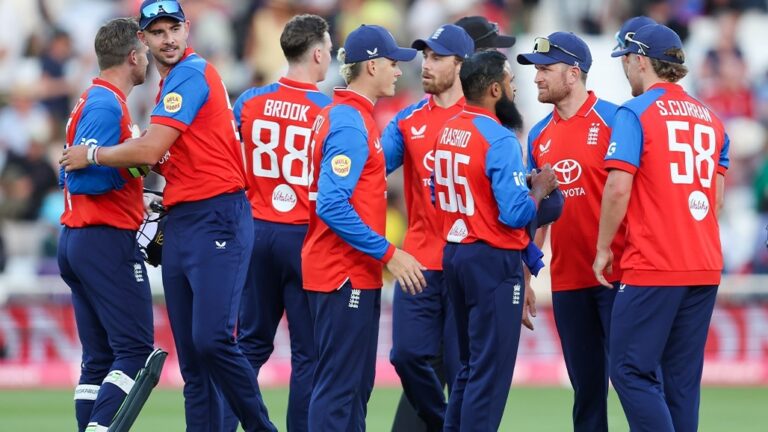 Sports : ભારતે તેમનો T20નો બીજો સૌથી ઓછો સ્કોર નોંધાવ્યો,ઈંગ્લેન્ડના 201 રનના લક્ષ્ય સામે ટીમ ઈન્ડિયા 76 રનમાં ધરાશાયી