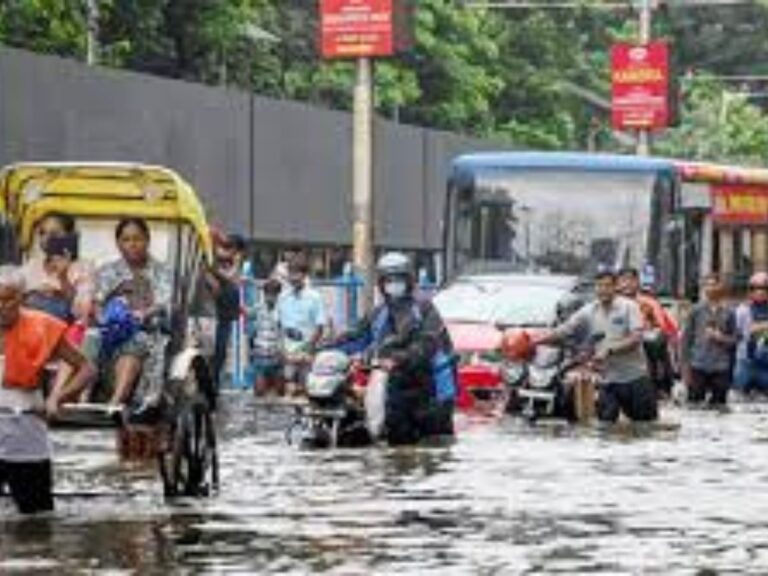 National : વરસાદનો કહેર : બંગાળ અને ઓડિશામાં આકાશમાંથી વરસાદી આફત વરસી