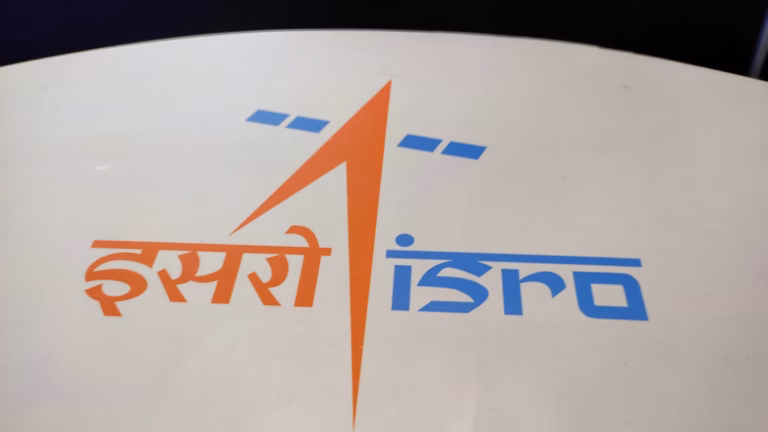 National : 8 ઈસરોનું મહત્વનું પગલું: ખાનગી અવકાશ કંપનીઓ માટે ‘ઝીરો-ડિફેક્ટ’ (ક્ષતિરહિત) ધોરણો નક્કી કરાશે