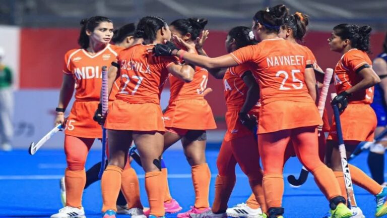 Sports : ભારતીય મહિલા ટીમે કોરિયાને 2-0થી હરાવીને ફાઇનલમાં સ્થાન મેળવ્યું , ગોલ્ડ મેડલ માટેની મેચ માટે 2 ઓક્ટોબરના રોજ ચીન સામે ટકકર