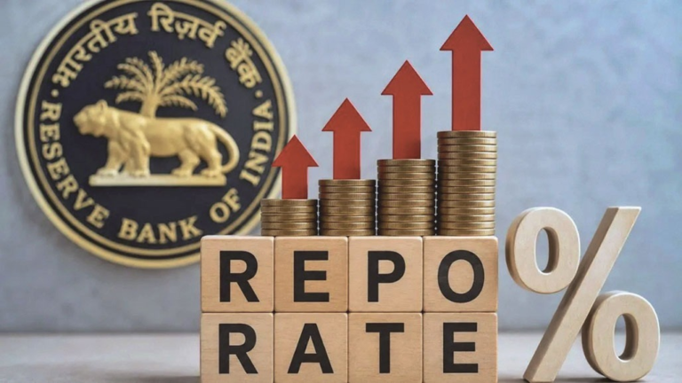 Business : RBIએ રેપો રેટ 0.25 ટકા વધાર્યો, દર મહિનાના EMI પણ વધી જશે
