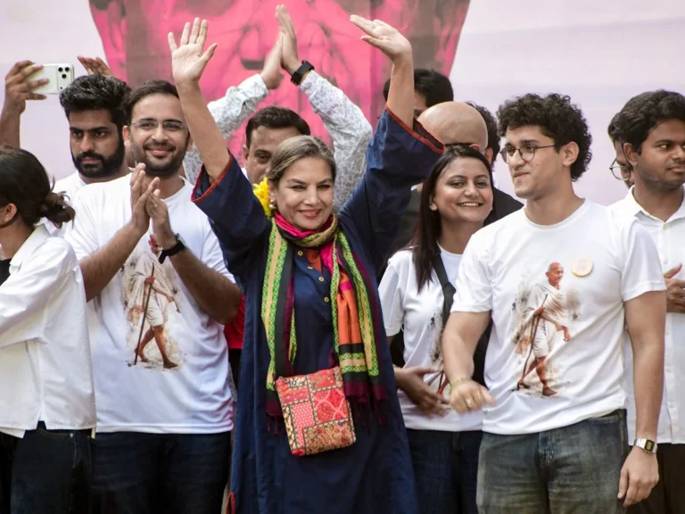 National : સમગ્ર દેશમાં એક ચિનગારી ફેલાઈ રહી છે; આ શક્તિ અટકાવી ન શકાય તેવી છે — શબાના આઝમી CJPના વિરોધ પ્રદર્શનમાં જોડાયાં